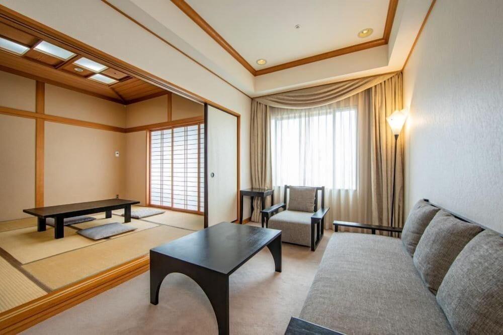 โรงแรม คาเด็นซา ฮิคาริเกาคา โตเกียว ภายนอก รูปภาพ